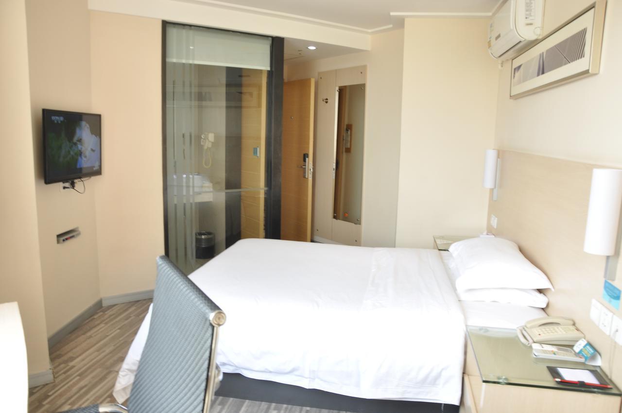 City Comfort Inn Wuhan Caidian Square Exterior foto