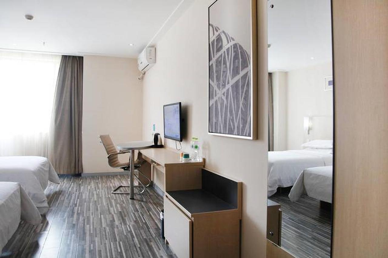 City Comfort Inn Wuhan Caidian Square Exterior foto