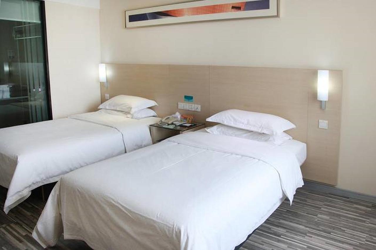 City Comfort Inn Wuhan Caidian Square Exterior foto